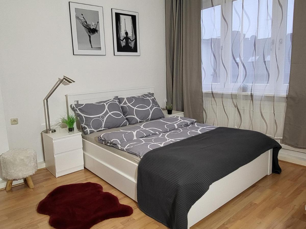 Appartement Naehe Duesseldorf Messe Expo, Airport, Train Station Duisburg